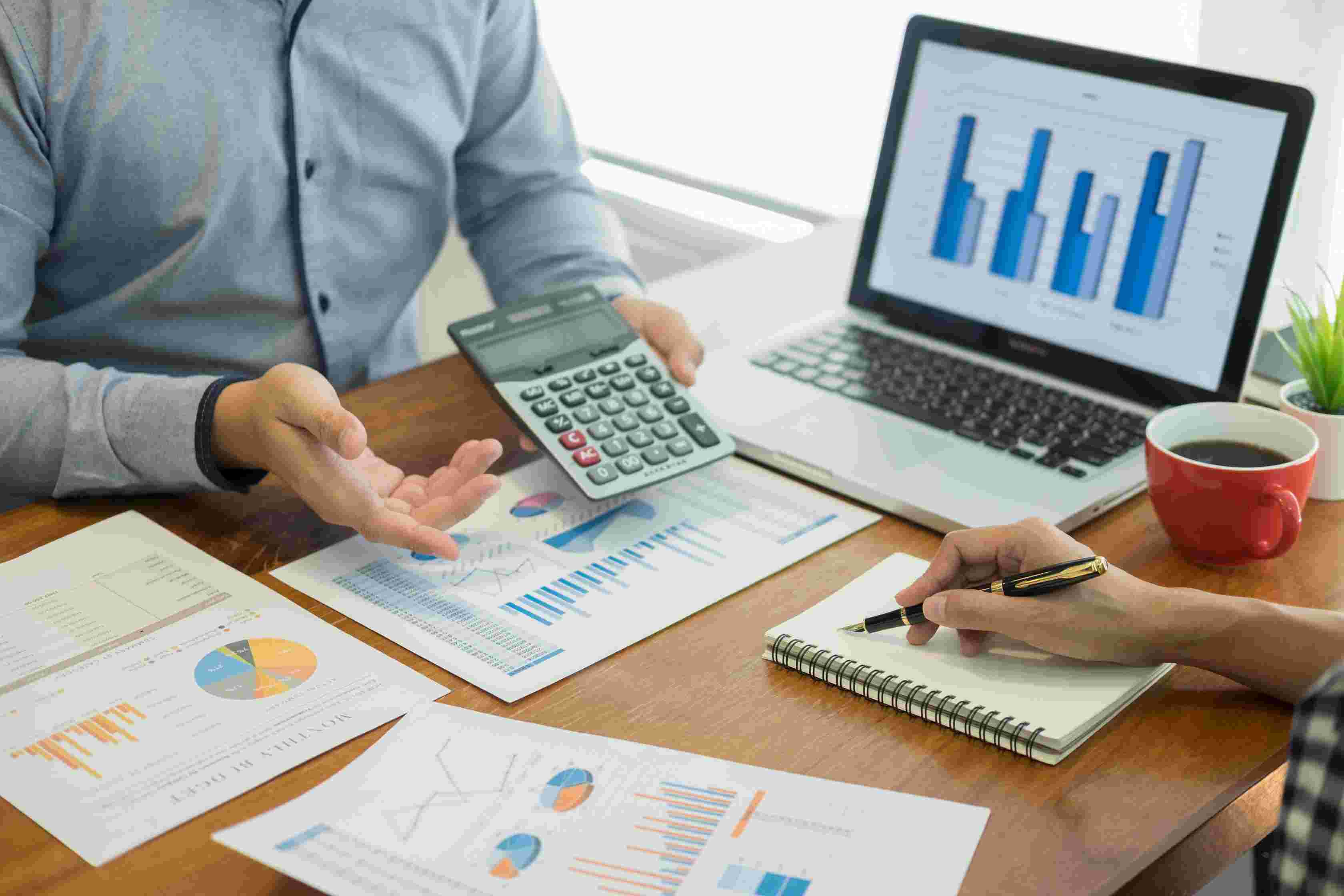 港股概念追踪 | 2025中国具身智能机器人产业大会即将召开 人形机器人催化加速(附相关股)