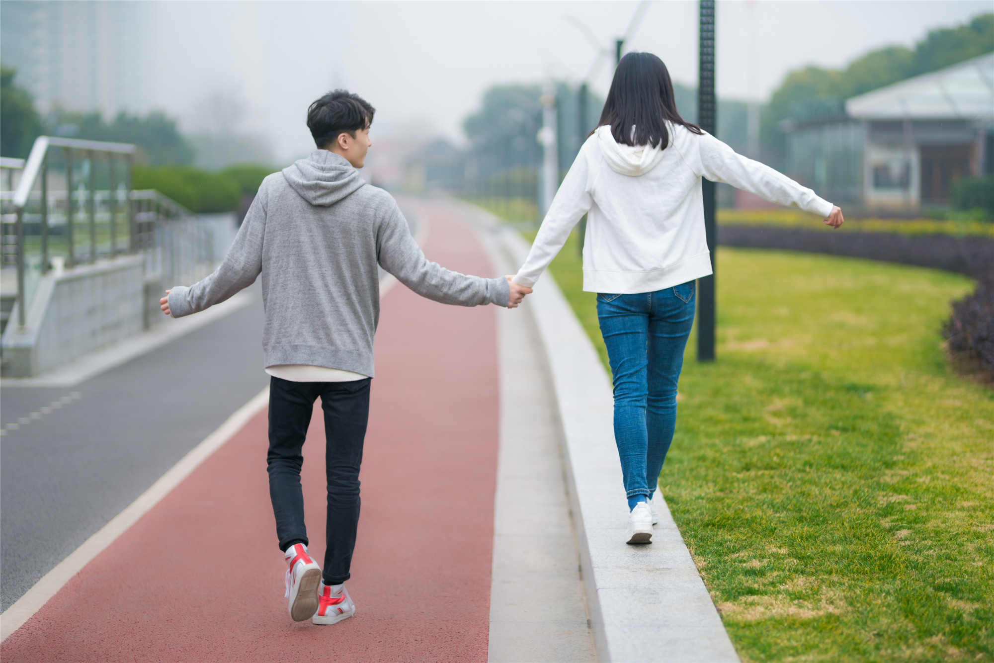 A股晚间热点 | 两部门重磅！价格法修订重点：治理“内卷式”竞争