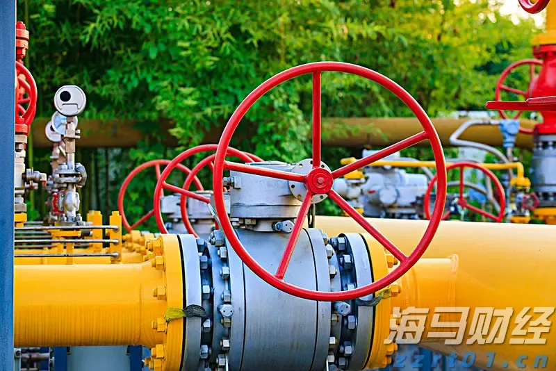 强化路灯维护 护航赶考路