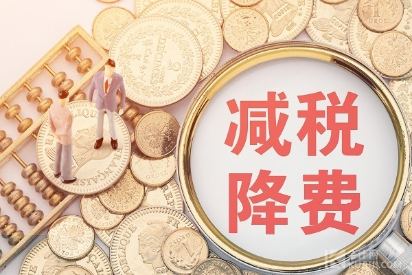 追光而行 正义花开——记全国三八红旗手王秀敏